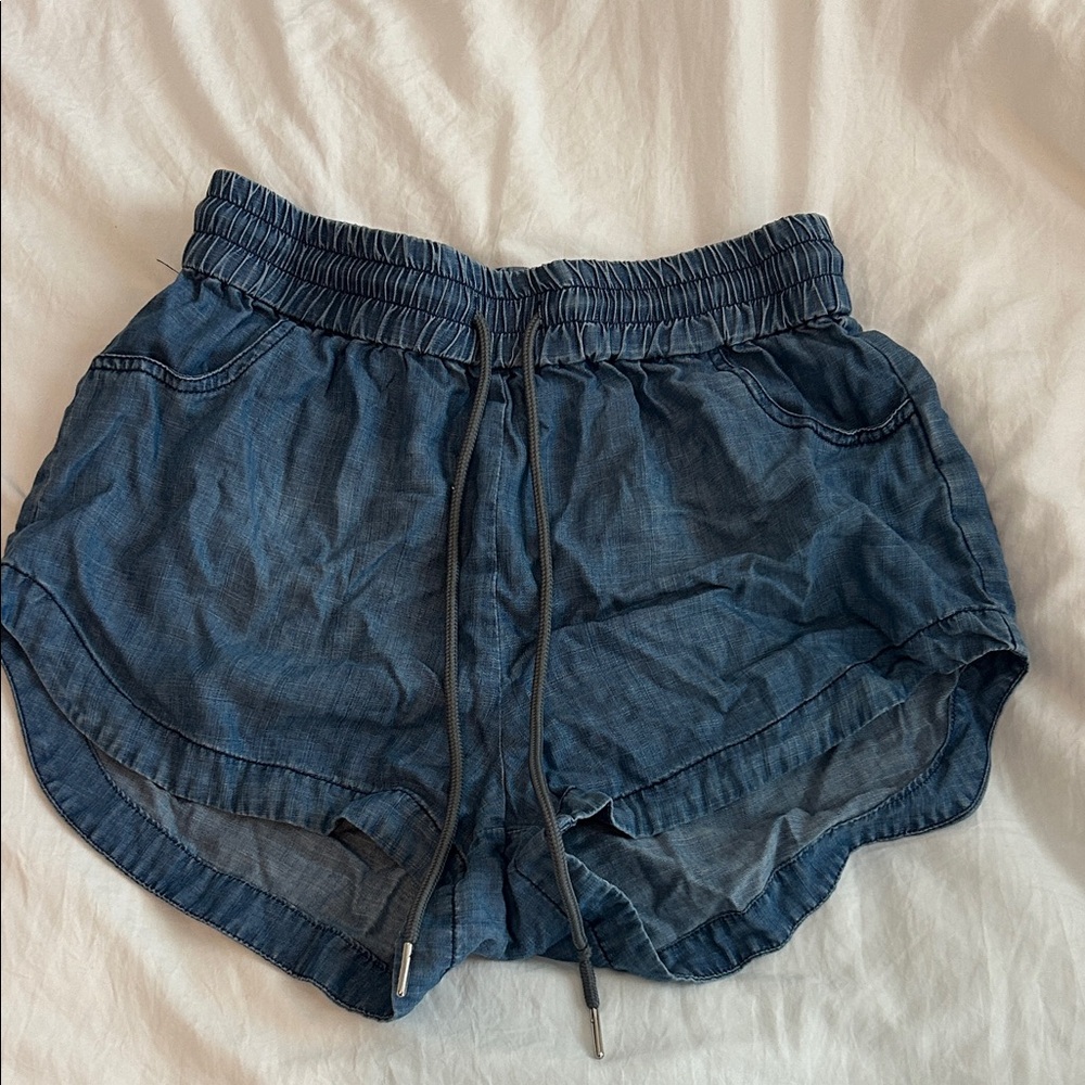 Gianni Bini Dark Blue Shorts